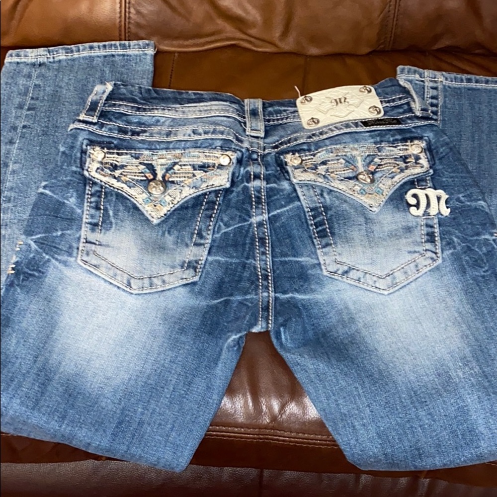 Miss Me Cropped Signature Jeans